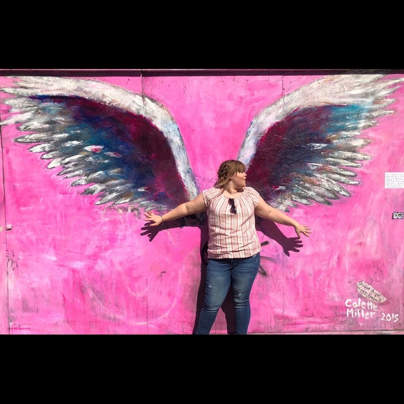 ♥️ MEET YOUR SELLER ♥️ - Picture 6 of 6